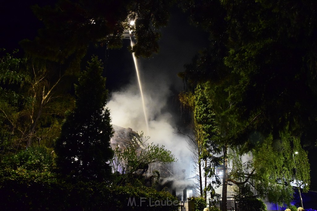 Grossfeuer Einfamilienhaus Siegburg Muehlengrabenstr P0119.JPG - Miklos Laubert